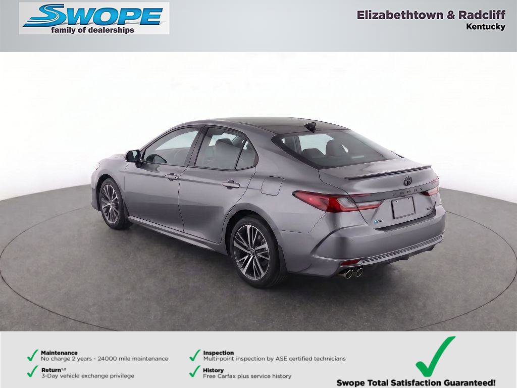 Used 2025 Toyota Camry XSE w/ Premium Plus Package FWD image 3