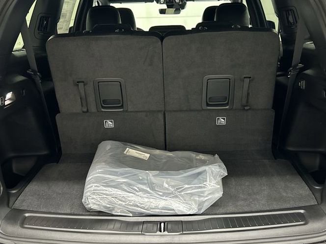 New 2026 Jeep Grand Cherokee L 4WD image 21