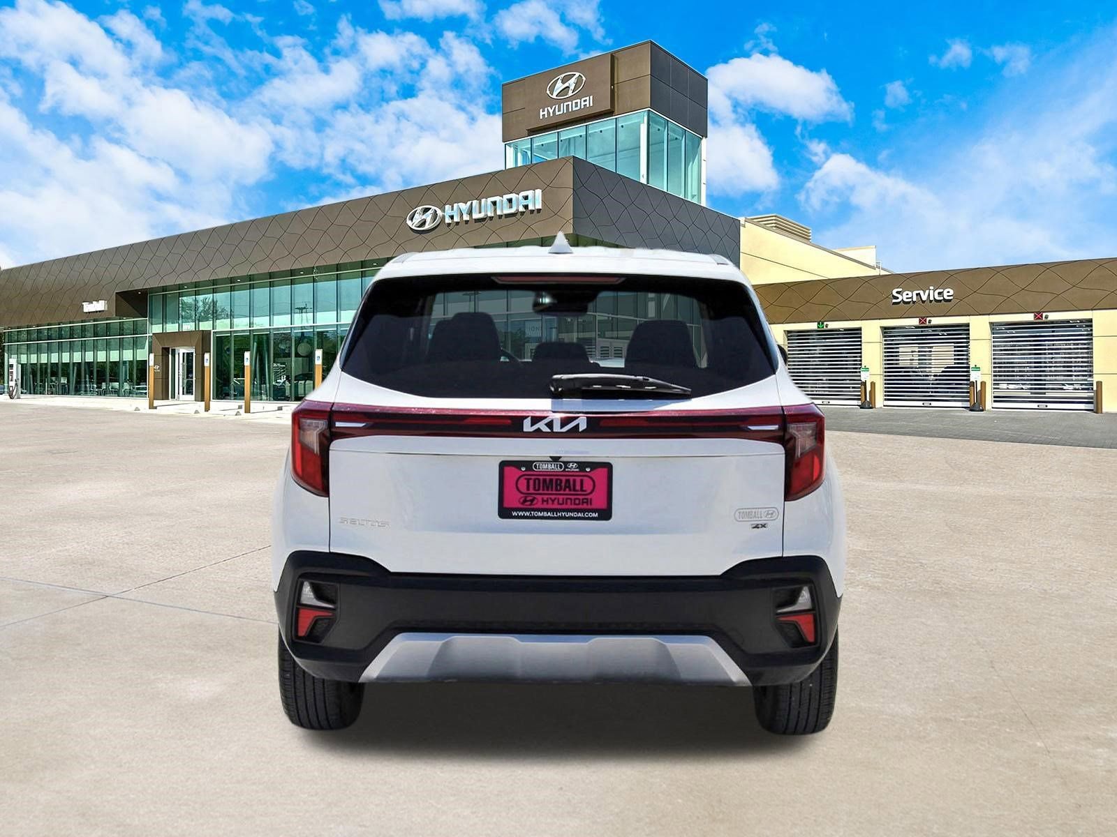 Used 2024 Kia Seltos LX image 7