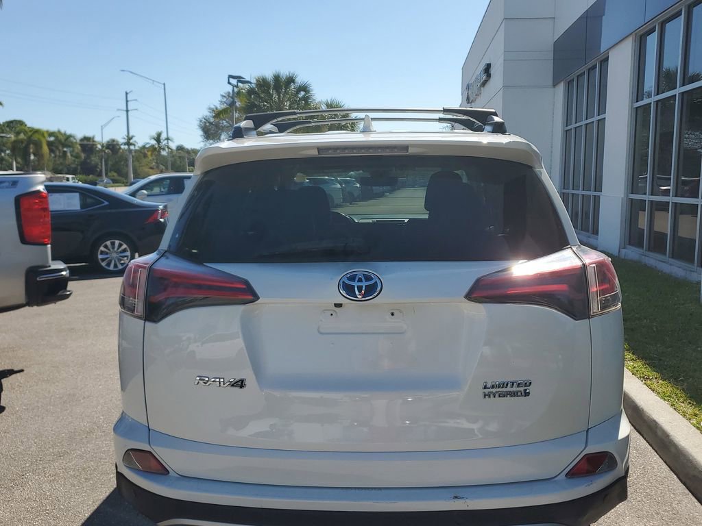 Used 2018 Toyota RAV4 Limited w/ Advanced Technology Package image 13