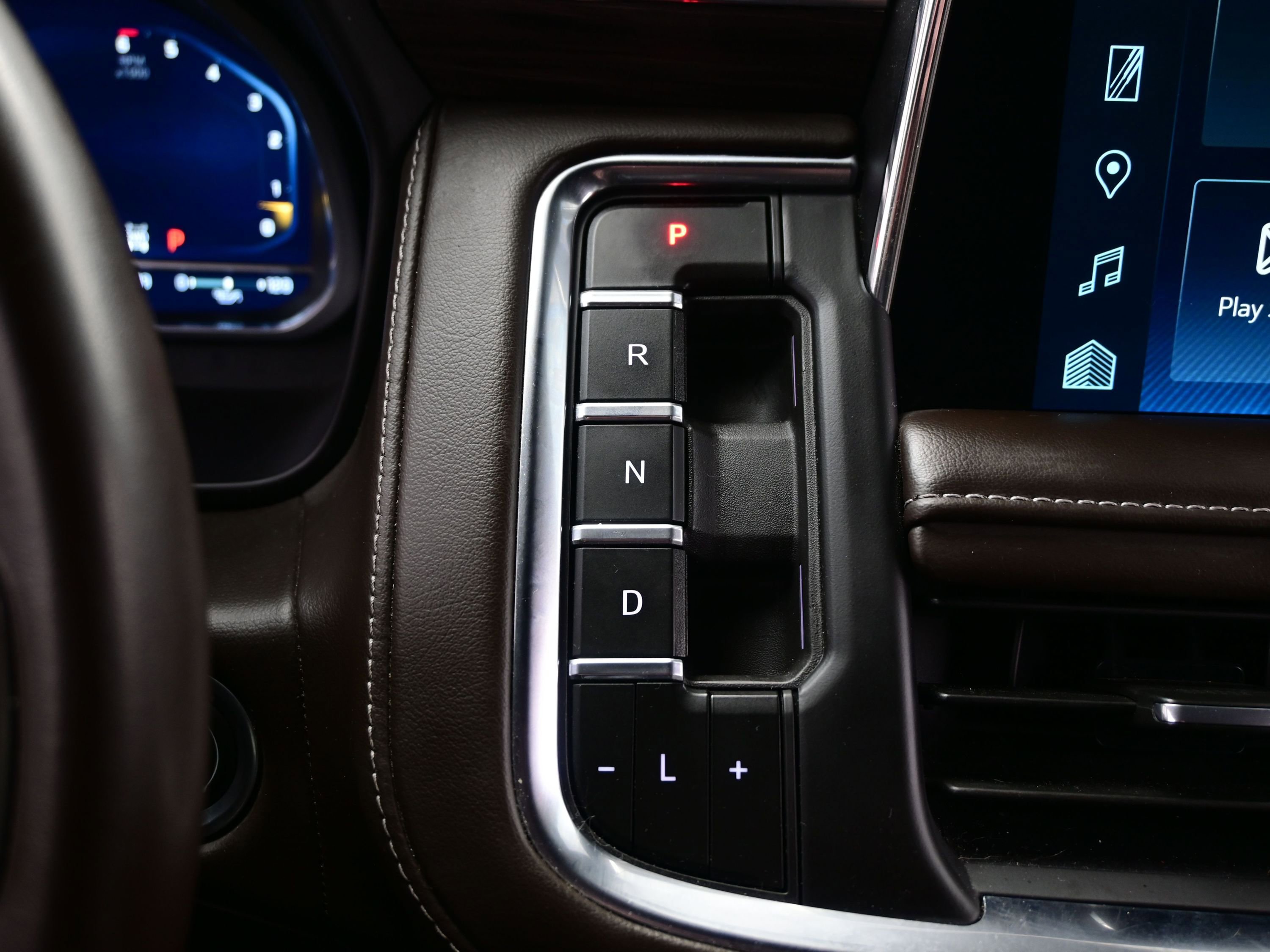 Used 2023 Chevrolet Tahoe LT AWD/4WD image 22