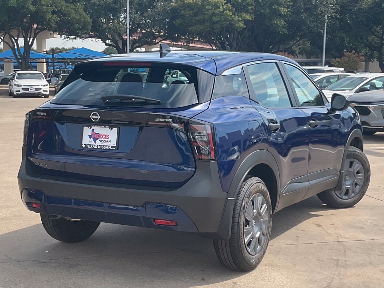 New 2027 Nissan Kicks S FWD image 4