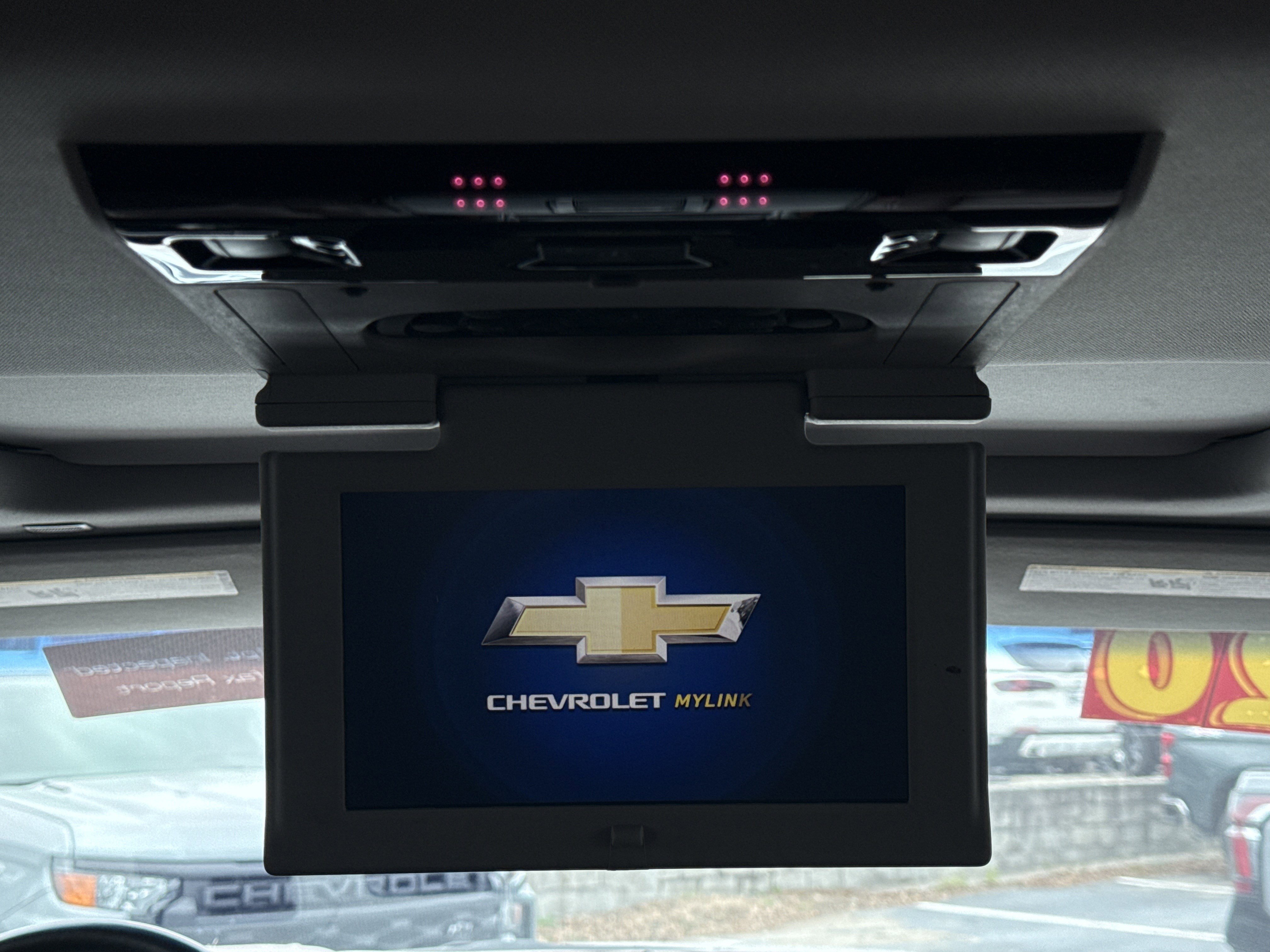 Used 2020 Chevrolet Tahoe Premier w/ Premier Plus Edition AWD/4WD image 29