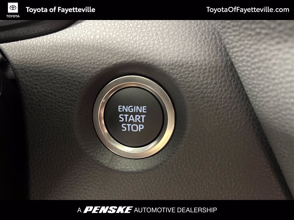 Used 2026 Toyota Corolla SE FWD image 33