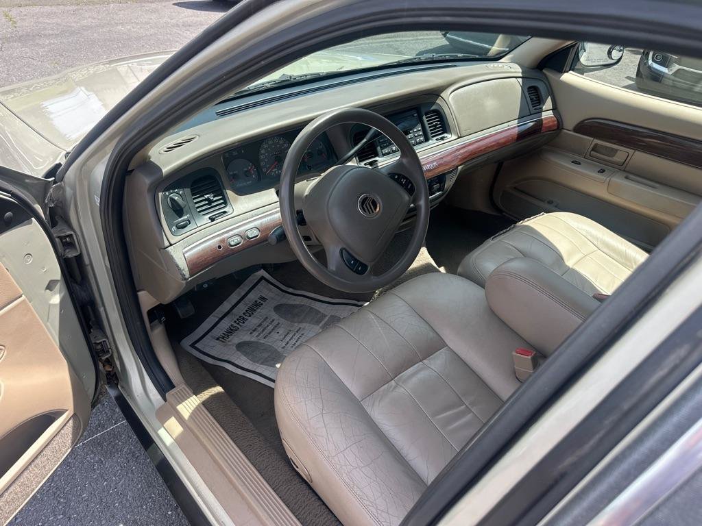 Used 2004 Mercury Grand Marquis GS RWD image 29