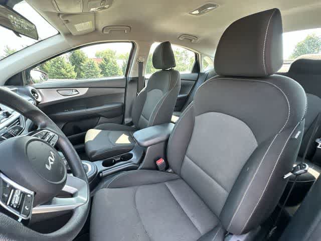 Used 2023 Kia Forte LXS w/ LXS Technology Package FWD image 14