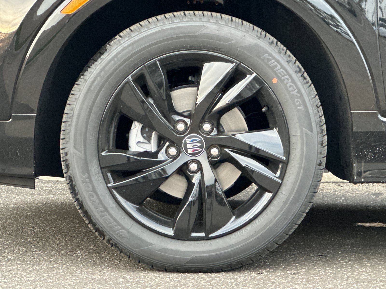 New 2026 Buick Encore GX Sport Touring FWD image 25