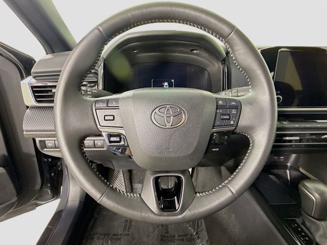 Certified 2025 Toyota Camry SE image 11
