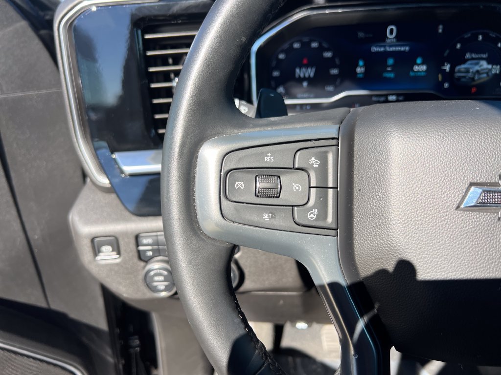 Used 2025 Chevrolet Silverado 1500 RST w/ Convenience Package II AWD/4WD image 14