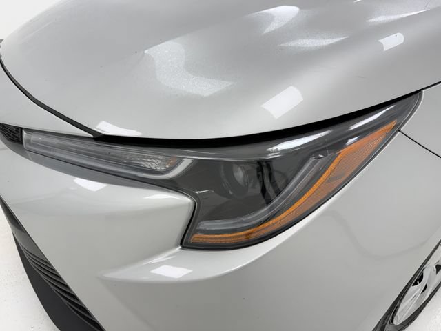Used 2025 Toyota Corolla LE FWD image 6