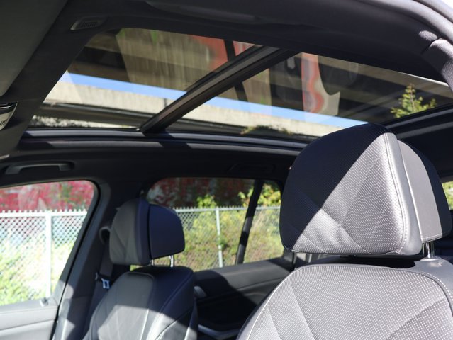 Used 2026 BMW X5 xDrive50e AWD/4WD image 20