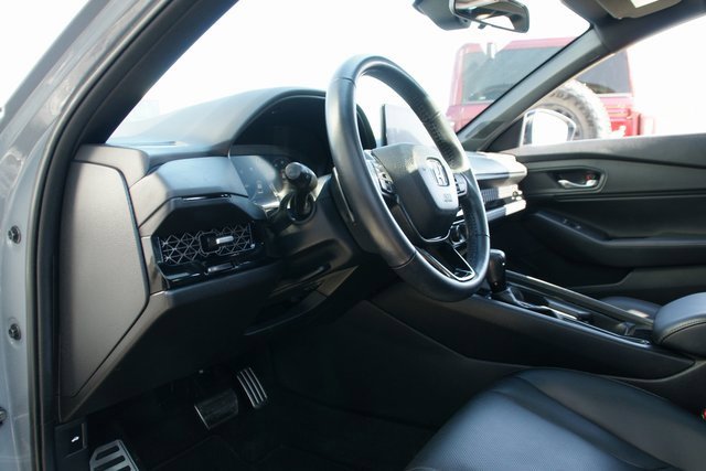 Used 2023 Honda Accord Sport image 13