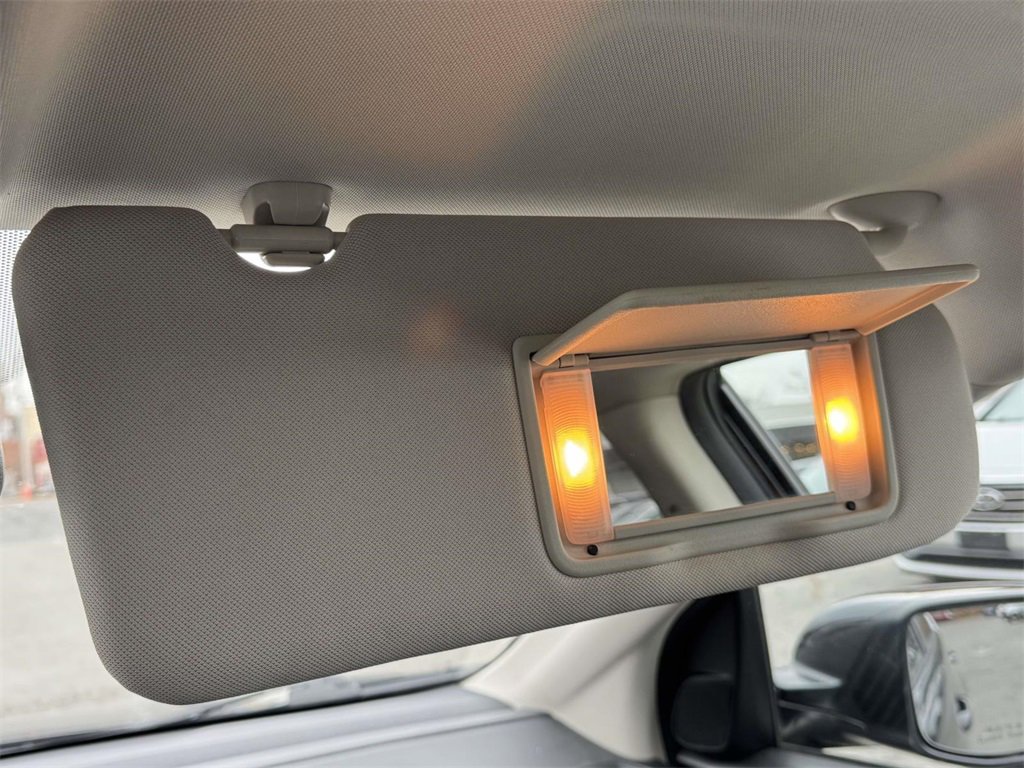 Used 2016 Honda CR-V Touring image 28