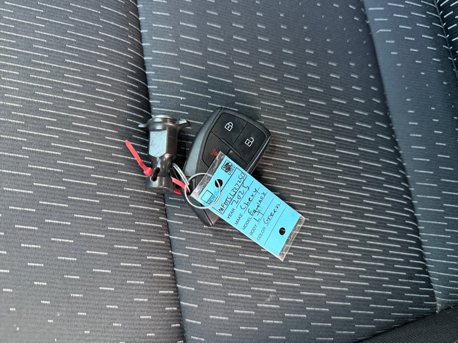 Used 2025 Chevrolet Equinox LT w/ Safety and Technology Package FWD image 34