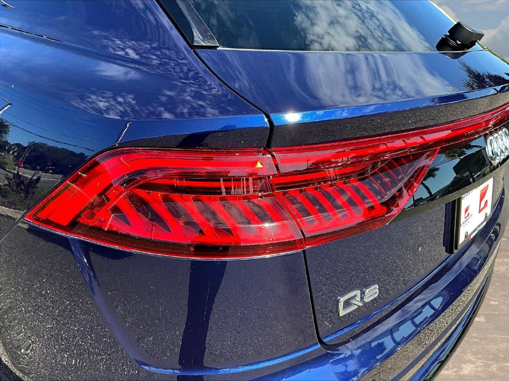 Used 2019 Audi Q8 Prestige w/ Adaptive Chassis Package AWD/4WD image 23