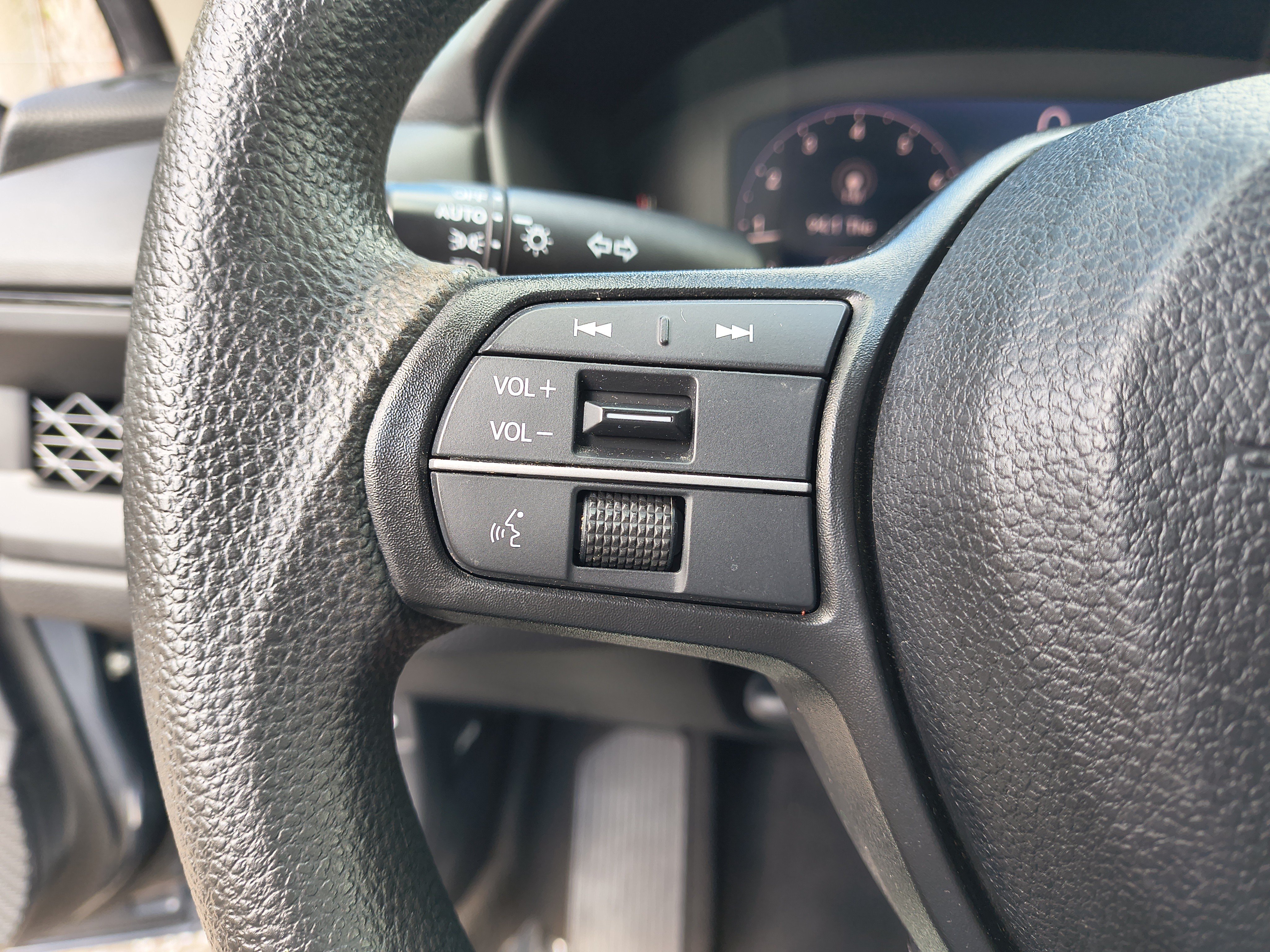 Used 2023 Honda Accord EX image 29