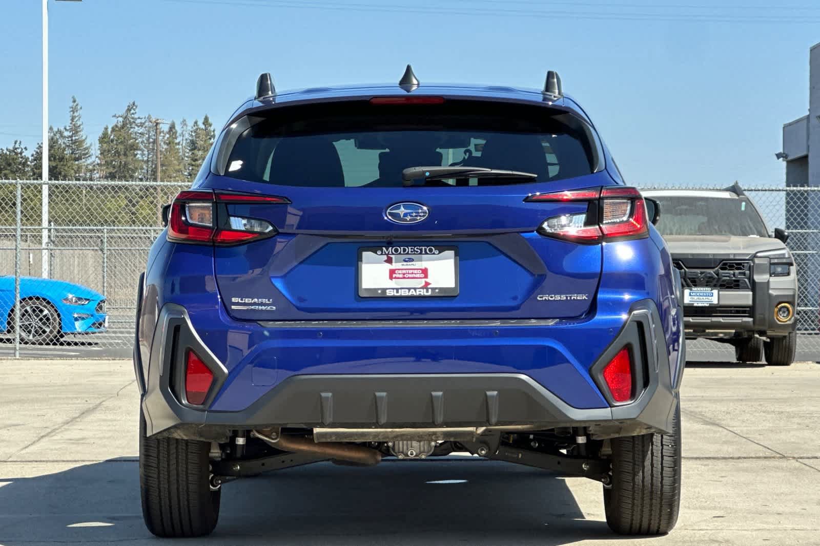 Certified 2025 Subaru Crosstrek 2.5i Limited w/ Popular Package #3A AWD/4WD image 4