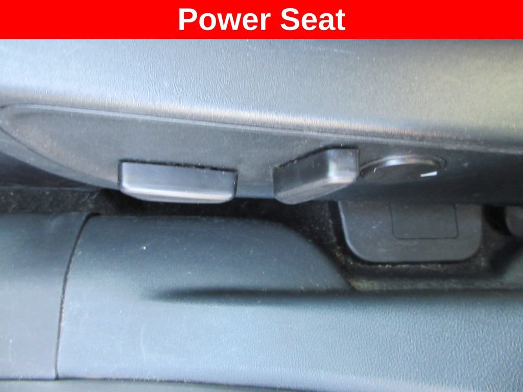 Used 2021 Ford Escape SE w/ SE Sport Appearance Package FWD image 23