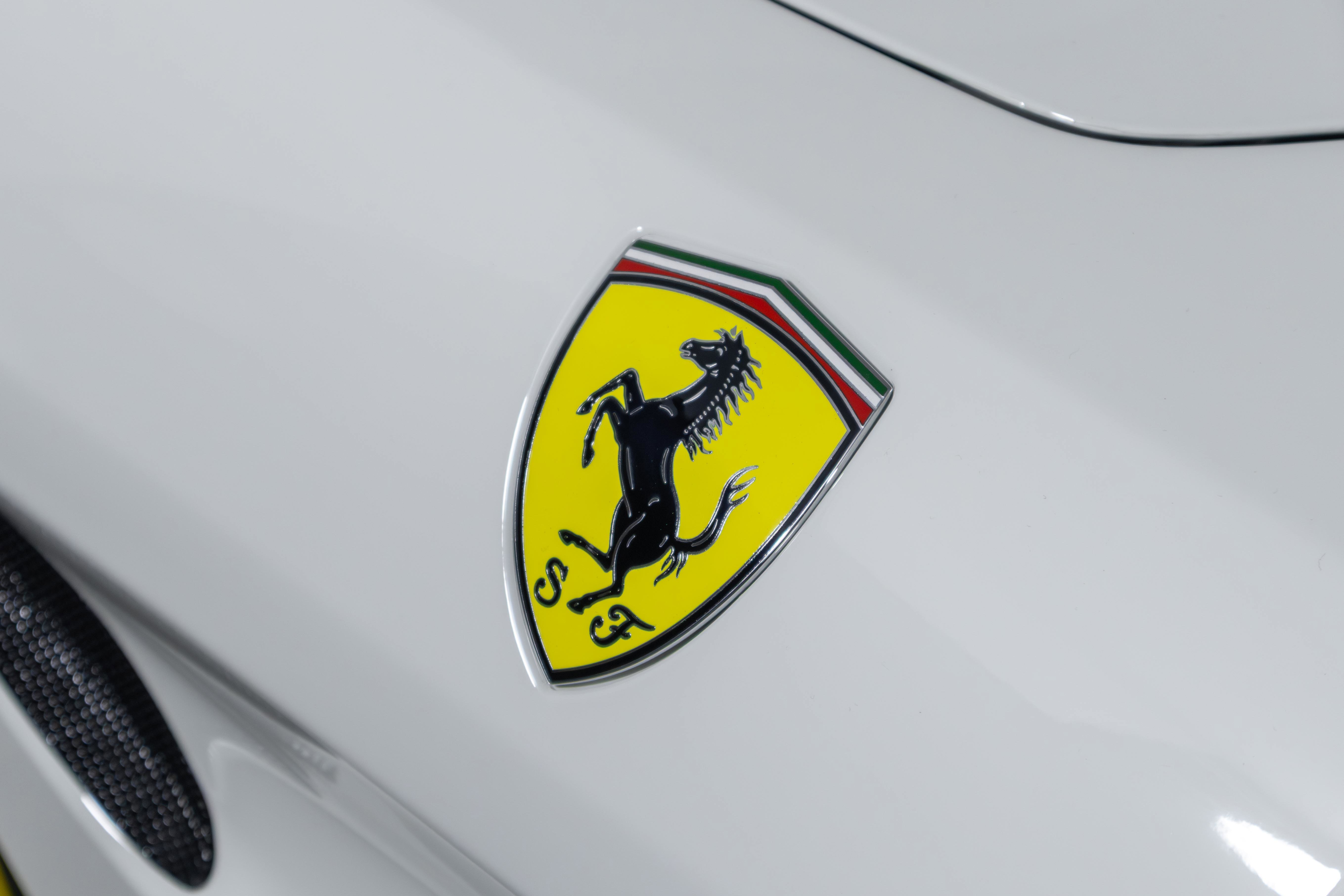 Certified 2016 Ferrari California T image 24