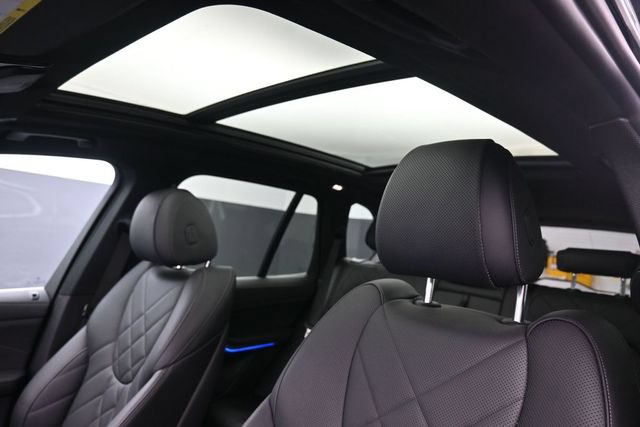 Used 2023 BMW X5 xDrive40i w/ Premium Package AWD/4WD image 19