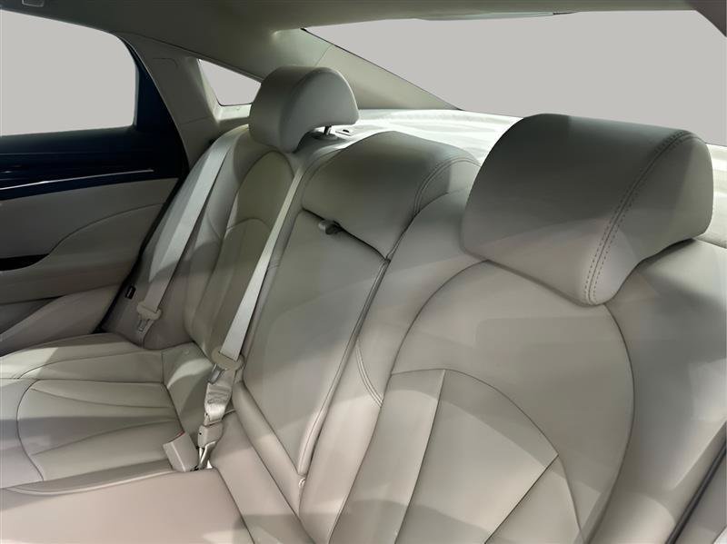 Used 2017 Buick LaCrosse Preferred FWD image 10