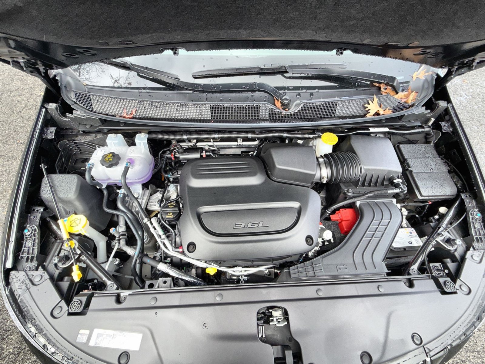 New 2026 Chrysler Pacifica Pinnacle FWD image 38