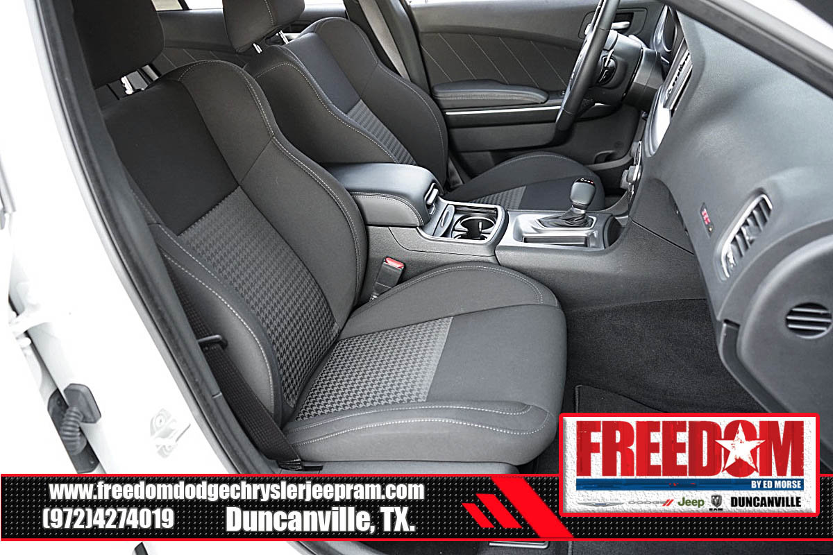 New 2023 Dodge Charger Scat Pack w/ Harman/Kardon Audio Group image 15