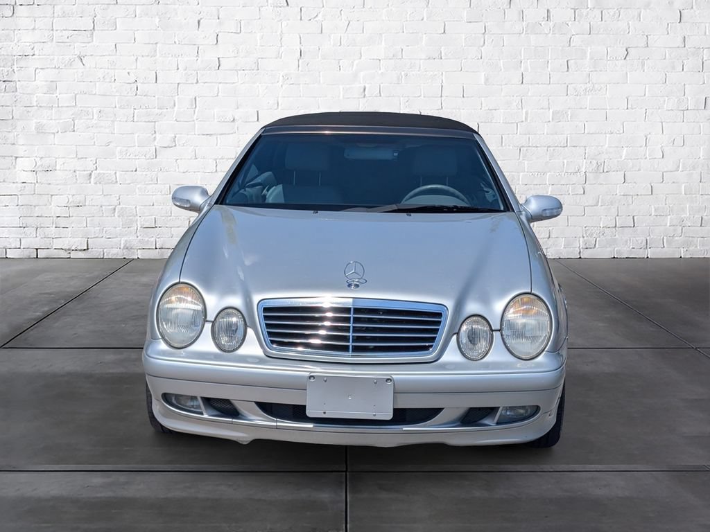Used 2000 Mercedes-Benz CLK 320 Cabriolet image 3