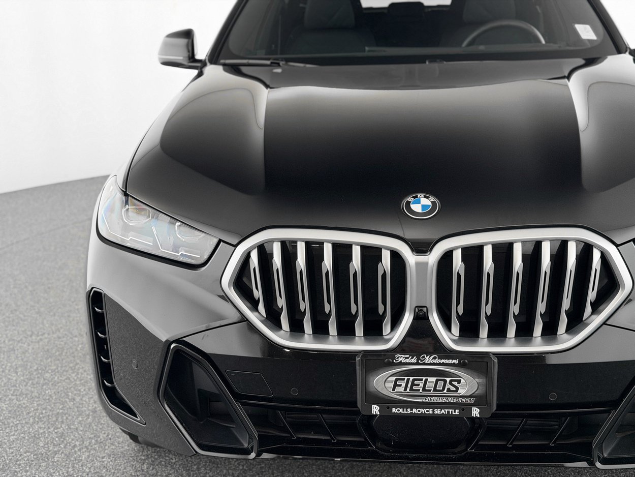 Used 2026 BMW X6 xDrive40i w/ Climate Comfort Package AWD/4WD image 37