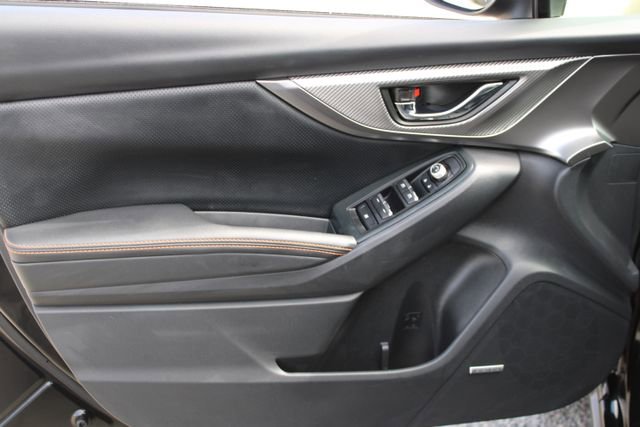 Used 2023 Subaru Crosstrek 2.5i Limited AWD/4WD image 12