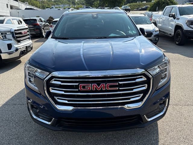 Used 2022 GMC Terrain SLT w/ Infotainment Package II AWD/4WD image 8