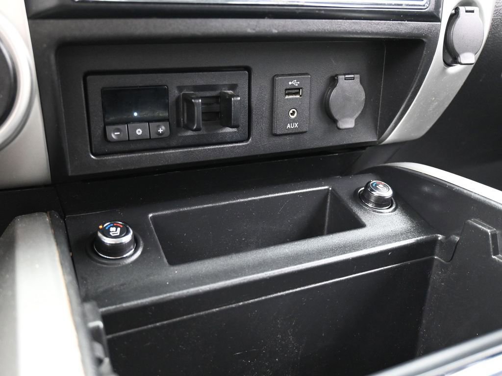 Used 2018 Nissan Titan PRO-4X w/ Pro-4x Convenience Package image 30