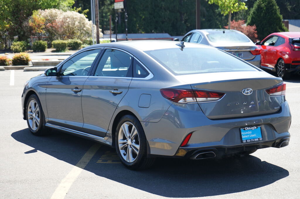 Used 2019 Hyundai Sonata Sport w/ Winter Weather Package FWD image 8
