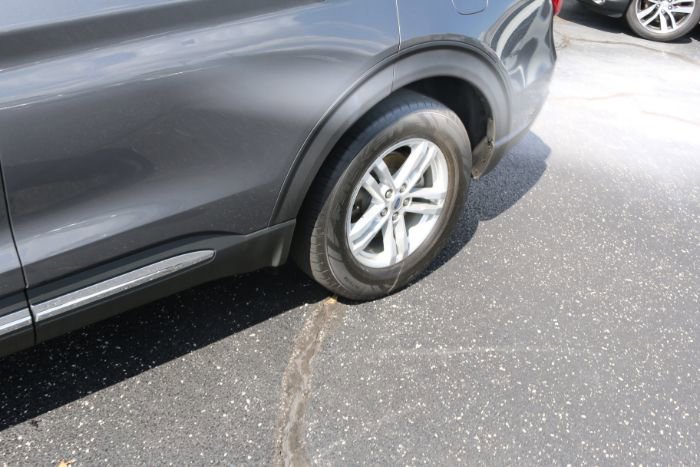 Used 2021 Ford Explorer XLT w/ Equipment Group 202A image 16