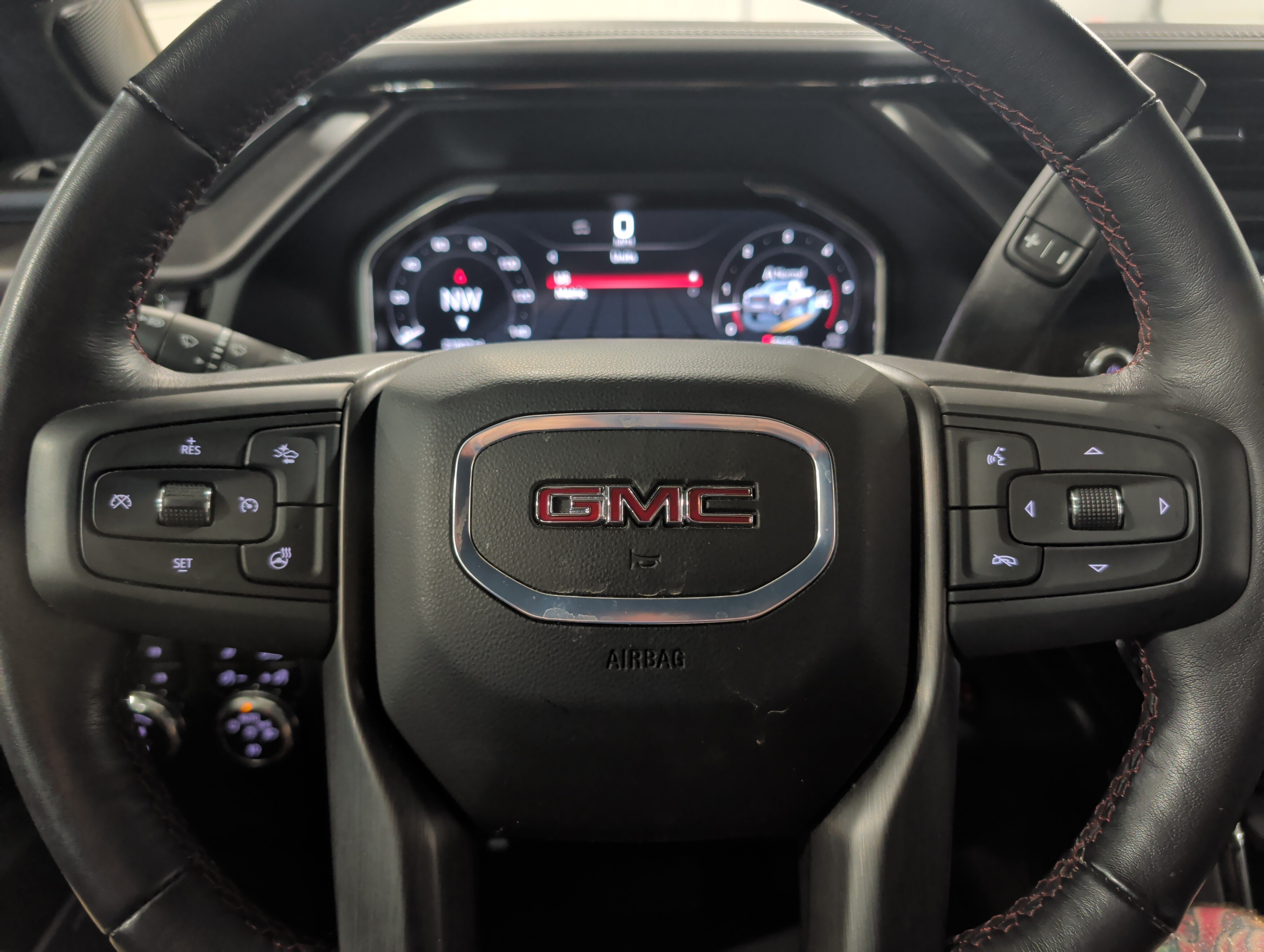 Used 2024 GMC Sierra 2500 AT4X AWD/4WD image 11