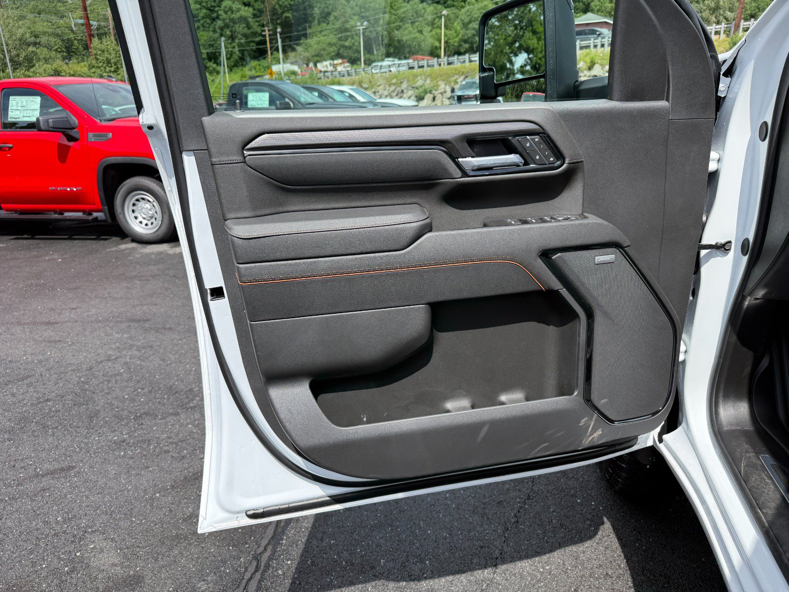 New 2026 GMC Sierra 2500 AT4 w/ AT4 Preferred Package AWD/4WD image 16