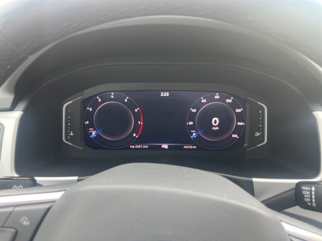 Used 2023 Volkswagen Atlas SEL R-Line AWD/4WD image 19