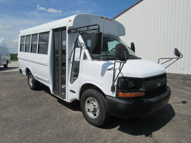 Used 2007 Chevrolet Express 3500 w/ School Bus Package RWD image 9