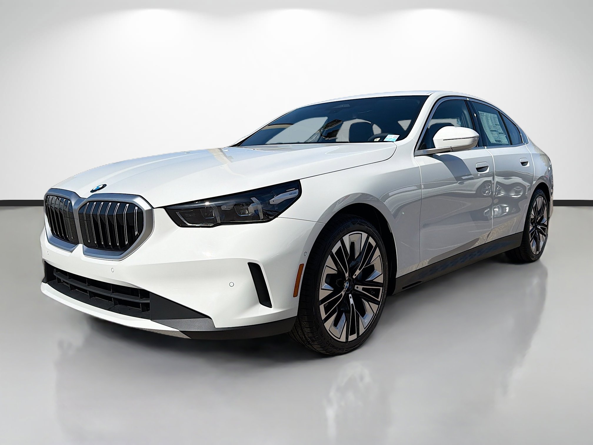 New 2026 BMW 530i RWD image 7