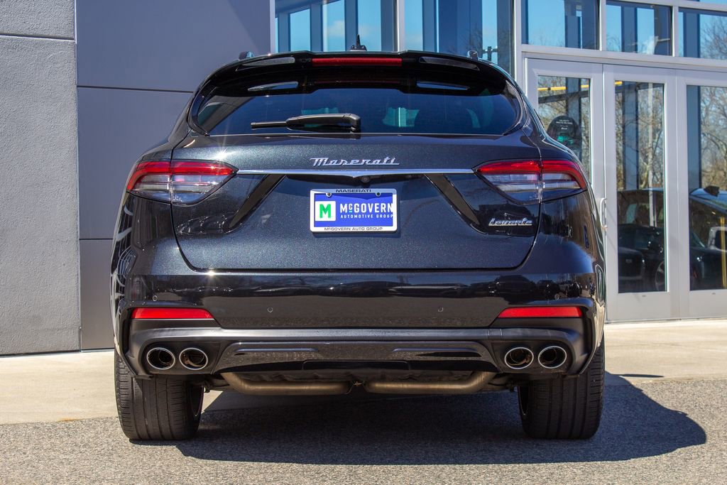 Used 2022 Maserati Levante Modena S image 9