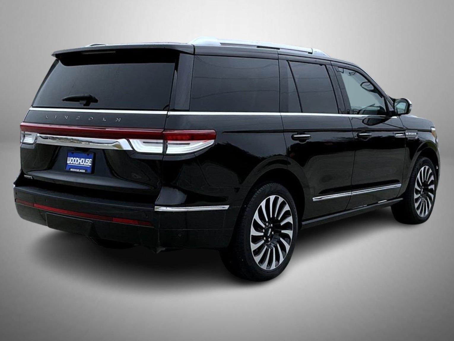 Certified 2024 Lincoln Navigator Black Label image 5