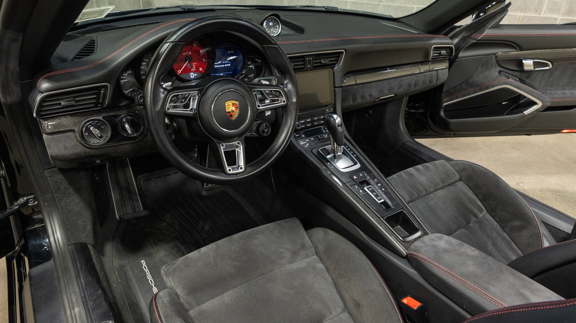 Used 2019 Porsche 911 Carrera 4 GTS image 35