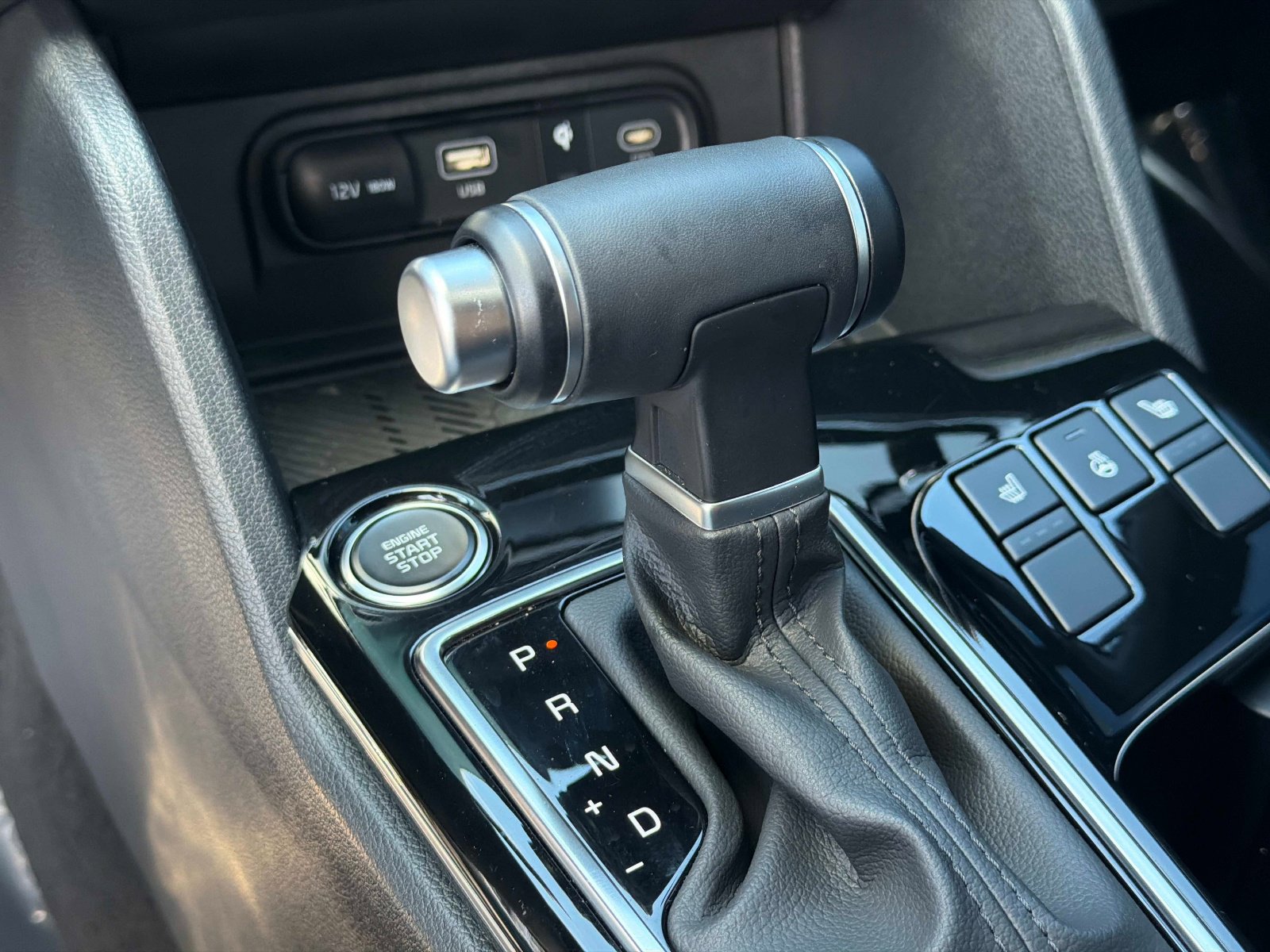 Certified 2025 Kia Sportage X-Pro image 24