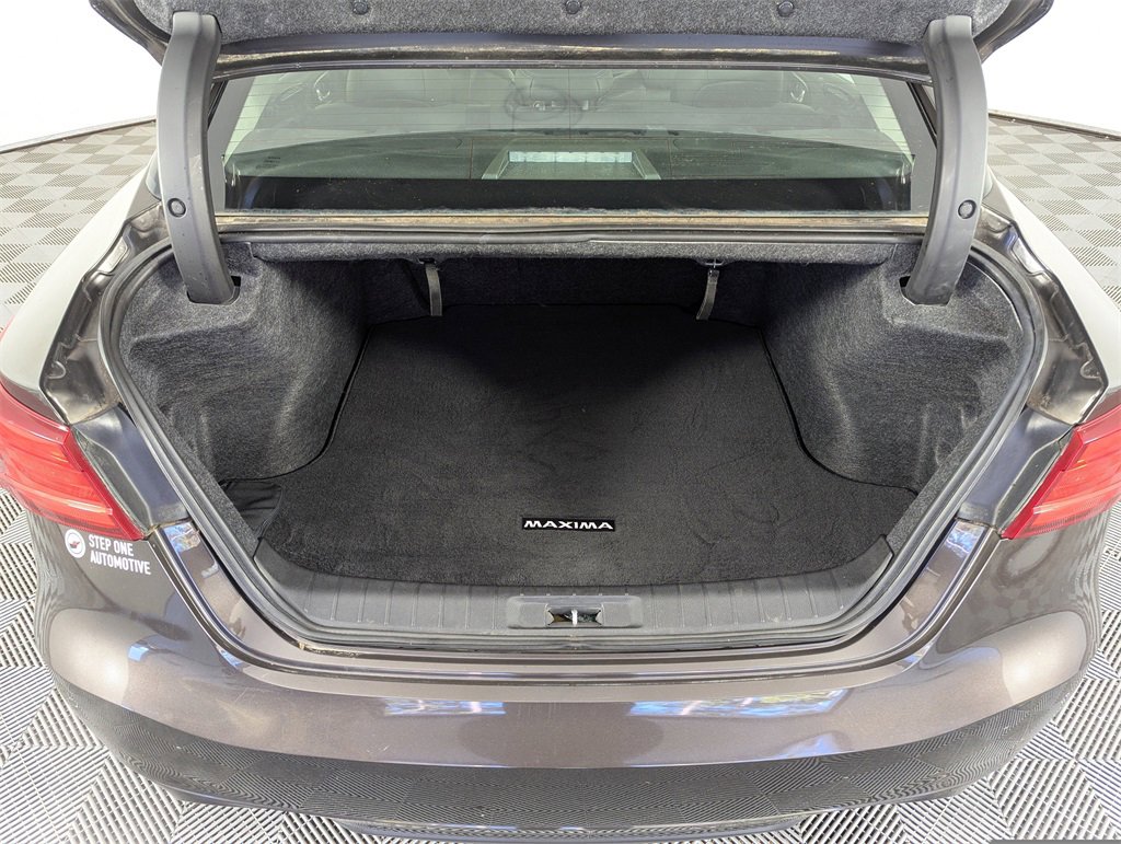 Used 2016 Nissan Maxima SR image 30
