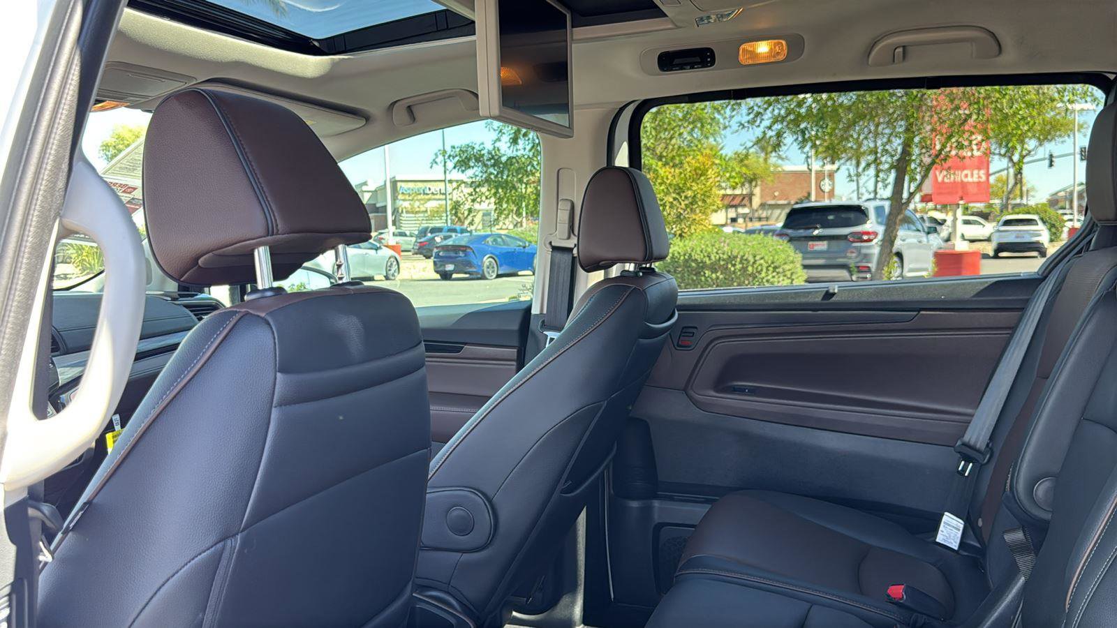Used 2025 Honda Odyssey Elite image 29