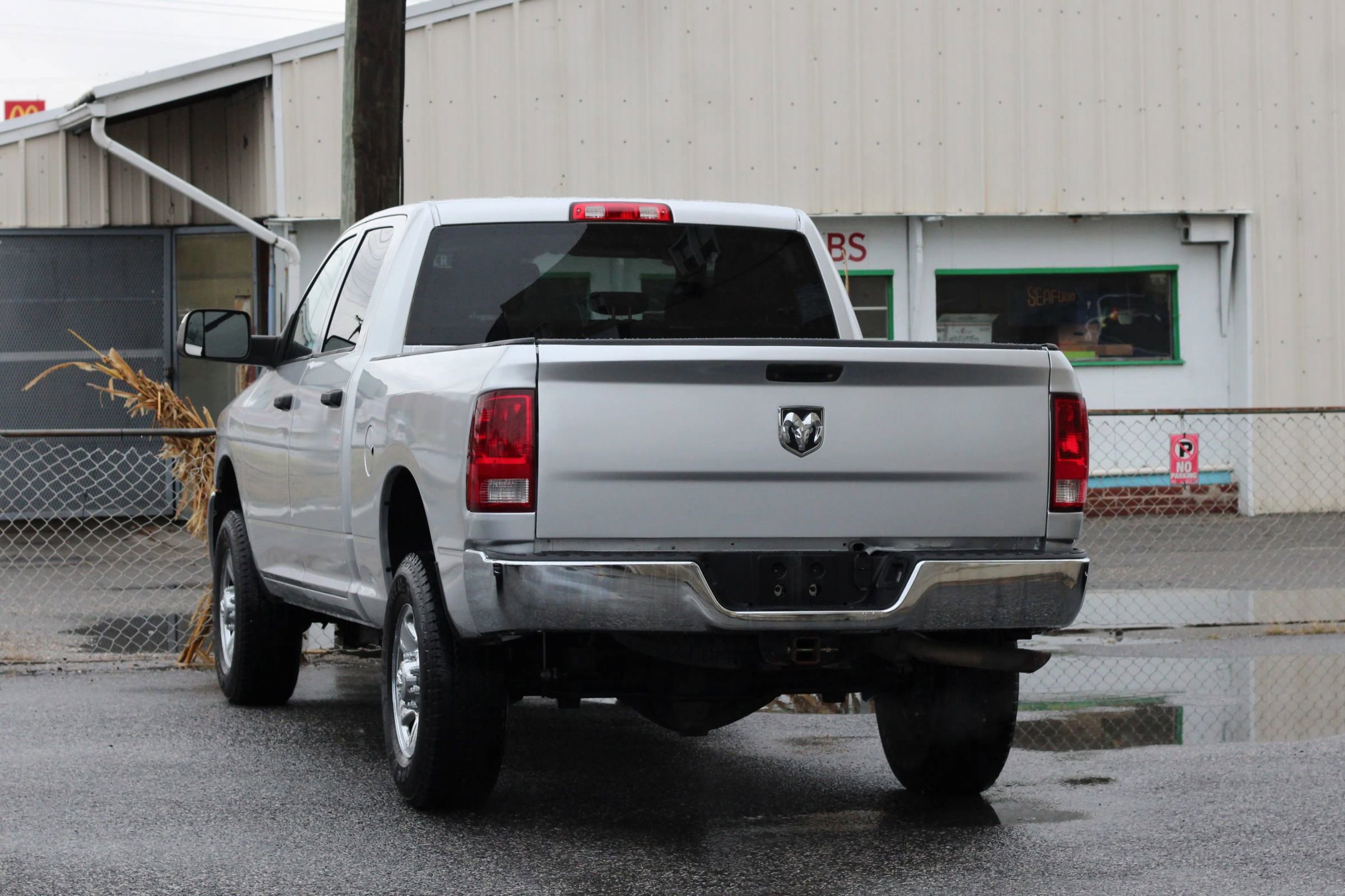 Used 2015 RAM 2500 Tradesman w/ Chrome Appearance Group image 6