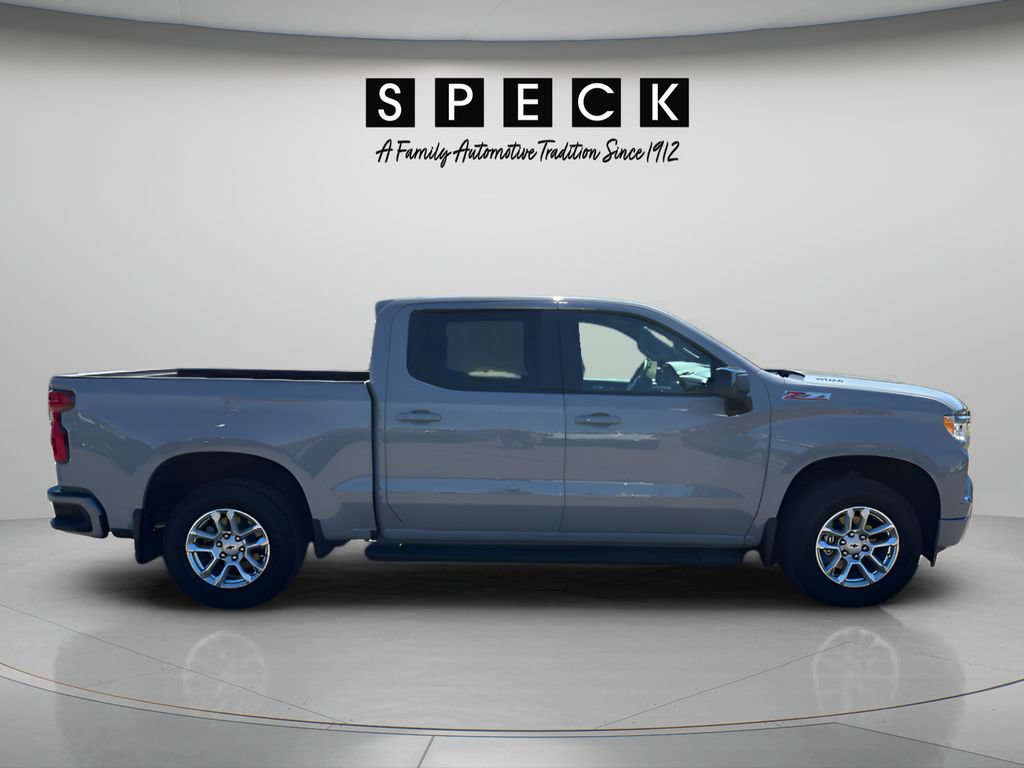 Used 2024 Chevrolet Silverado 1500 RST AWD/4WD image 6