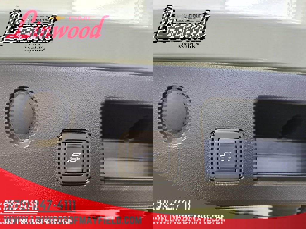 New 2026 Chevrolet Equinox LT w/ Convenience Package II image 13