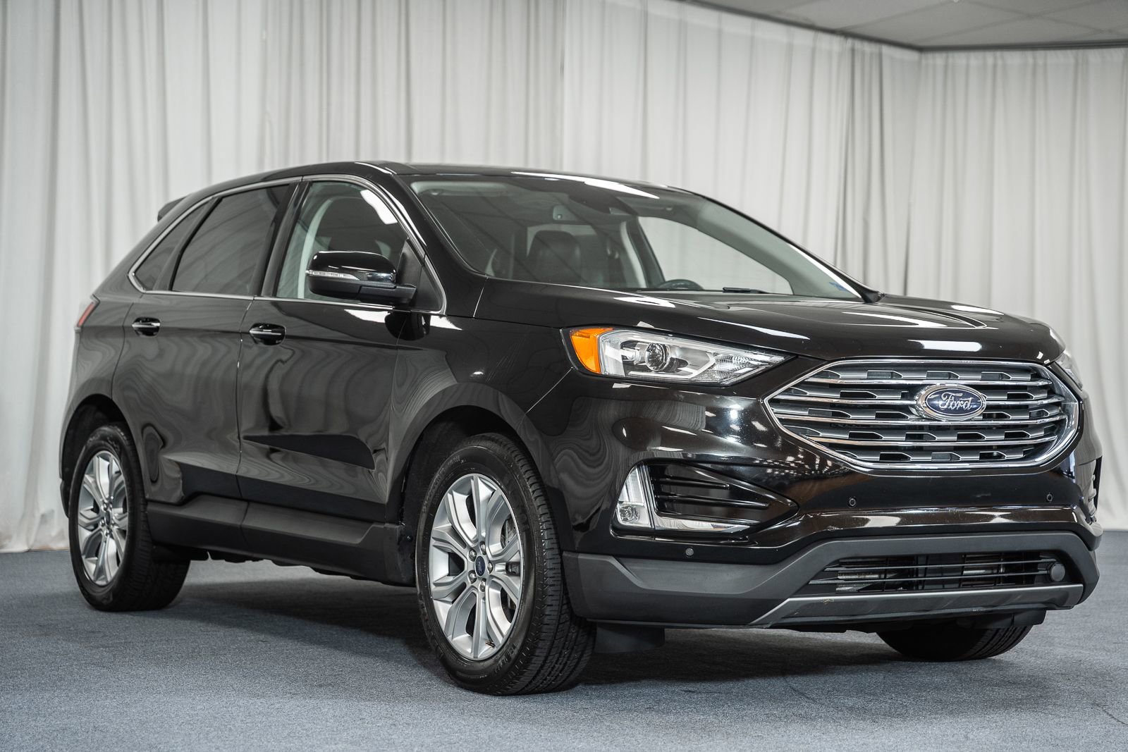 Certified 2022 Ford Edge Titanium image 1