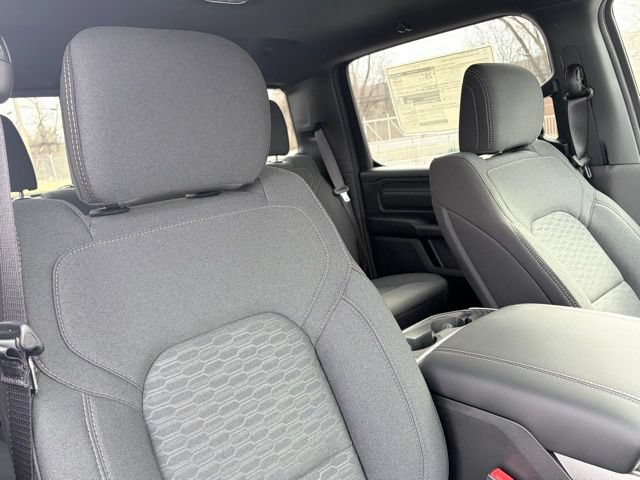 New 2026 RAM 1500 Express AWD/4WD image 28
